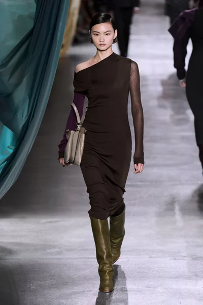 Look 39